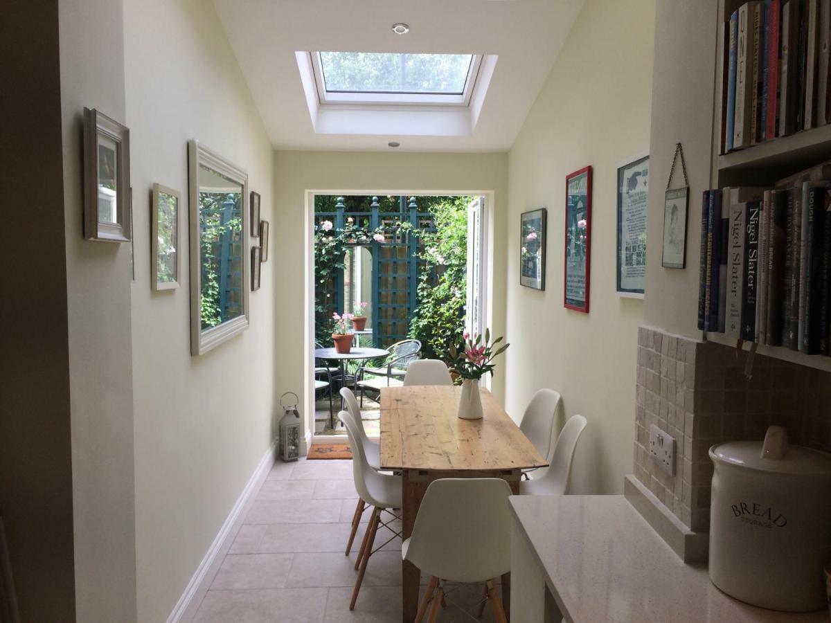 Bed and Breakfast Old Station Gardens, Sw London Teddington Exteriér fotografie